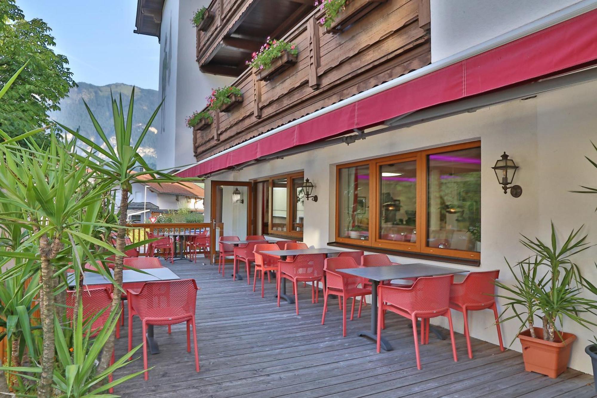 Gasthof Pension Alpenblick Radfeld Exterior photo
