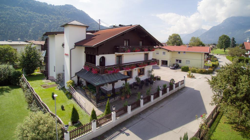 Gasthof Pension Alpenblick Radfeld Exterior photo